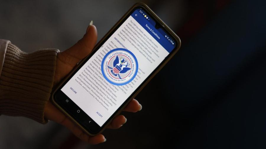 Aplicación CBP One deja de funcionar tras toma de posesión de Trump