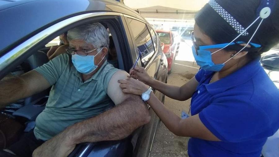 Se preparan en Tamaulipas para aplicar refuerzo anticovid a los adultos mayores