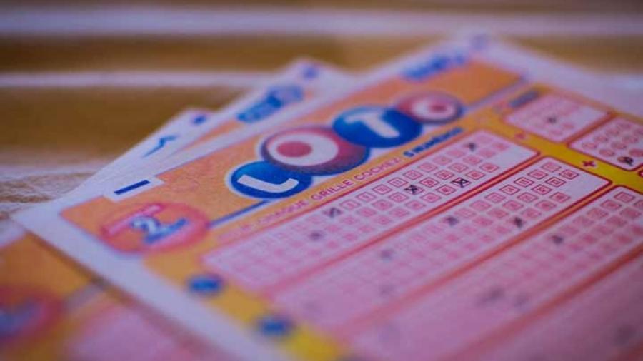 Gana lotería de 447.8 millones de dólares
