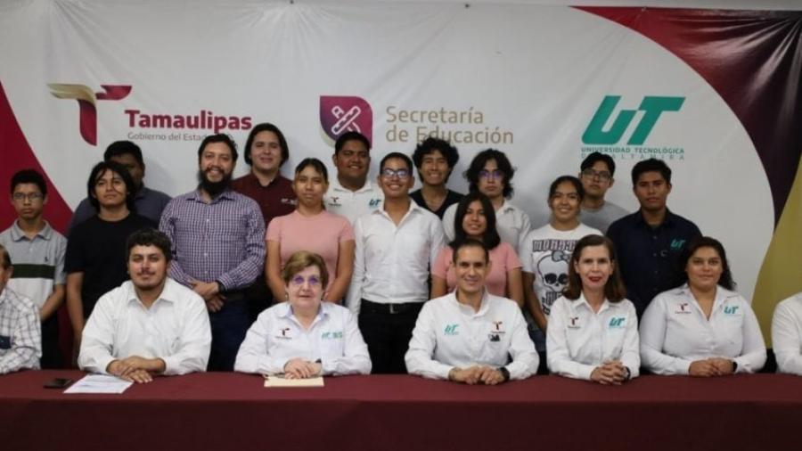 Realiza UT de Altamira segunda entrega de becas alimenticias