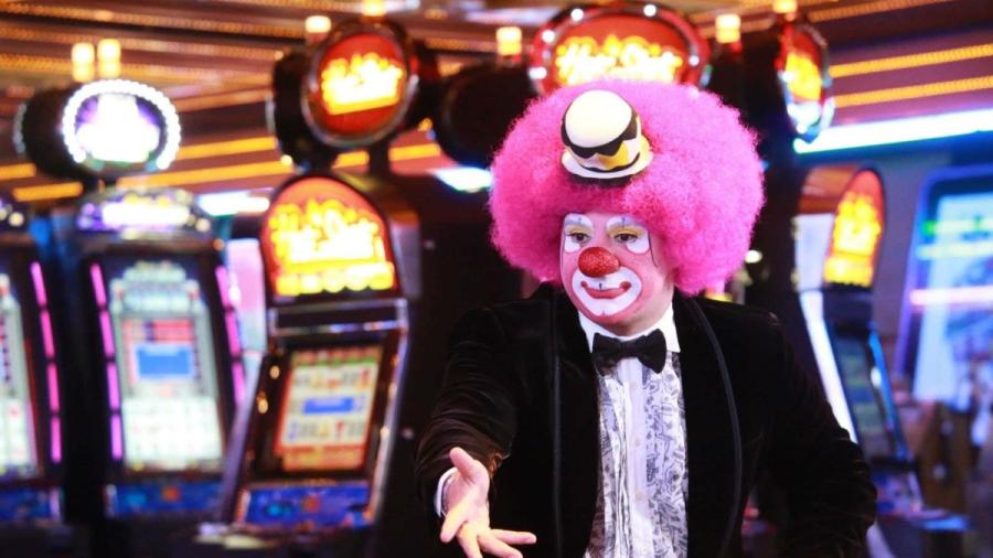 "No se vale que te burles del dolor ajeno": padres de Debanhi responden a Platanito