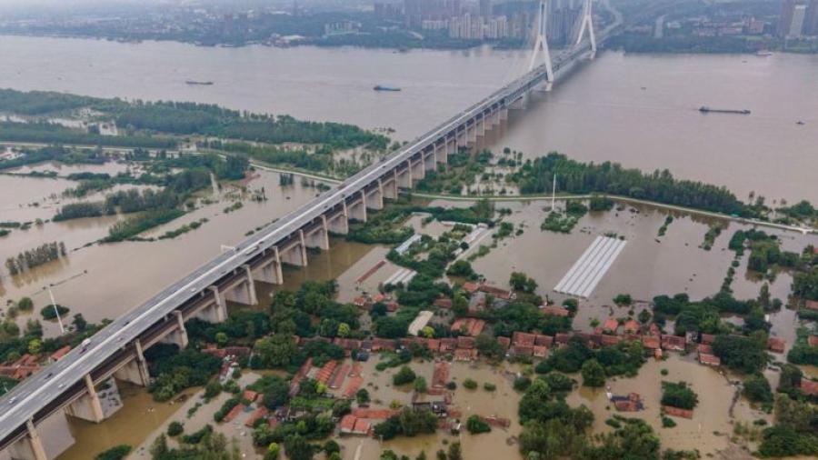 Se eleva a 141 los muertos por inundaciones en China