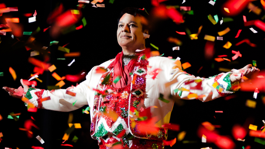 Un día como hoy, pero de 1950, nace Juan Gabriel