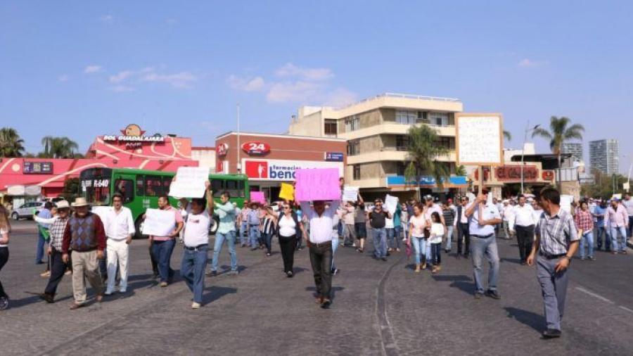 Transportistas de Jalisco exigen que se vete el IEPS