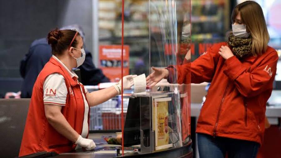 Austria planea poner en cuarentena a personas antivacunas