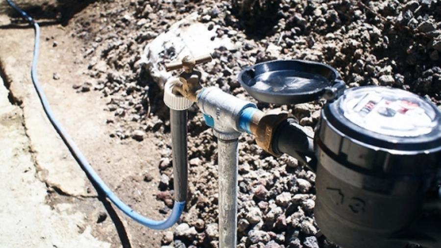 Comapa Victoria retira más de 400 tomas por adeudos