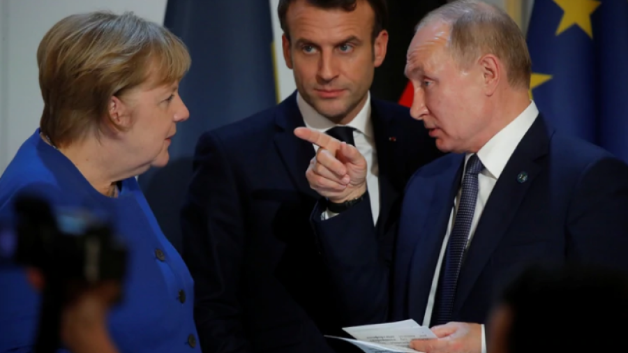 Angela Merkel y Emmanuel Macron buscan reunión con Rusia y Siria por crisis