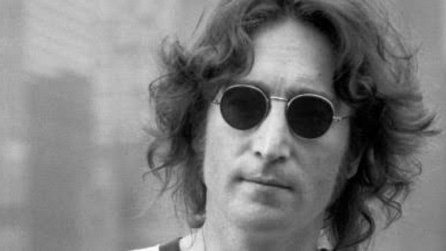 Venden las gafas icónicas de John Lennon 