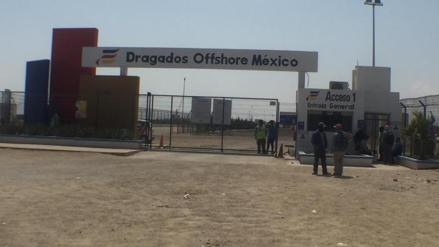 Continúa paro en constructora de plataformas
