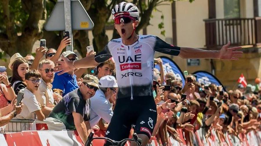 Isaac del Toro hace historia en el Circuito de Getxo