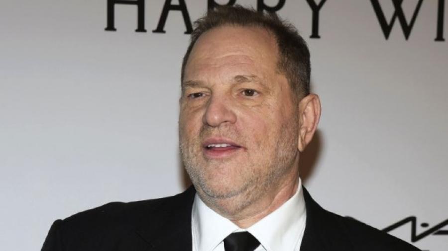 El productor Harvey Weinstein se entregará ante autoridades
