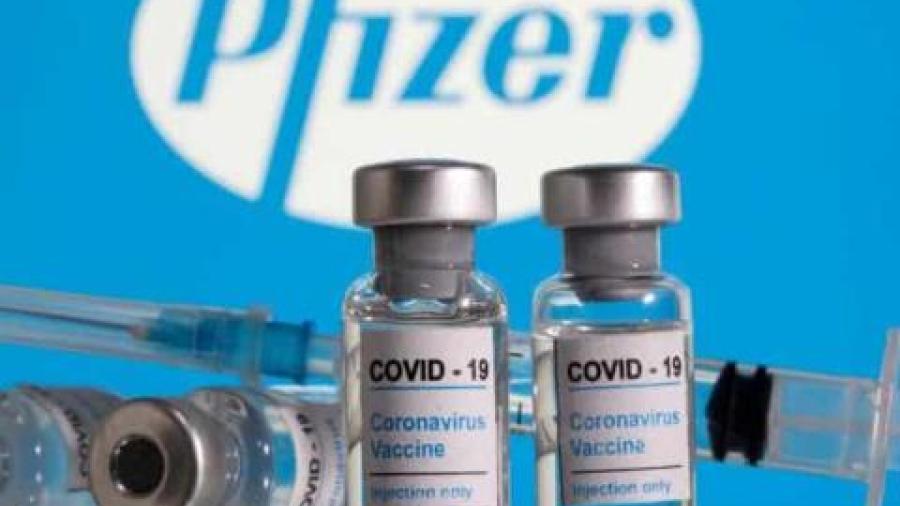 Vacuna COVID-19 de Pfizer cambia de nombre; se comercializará como Comirnaty