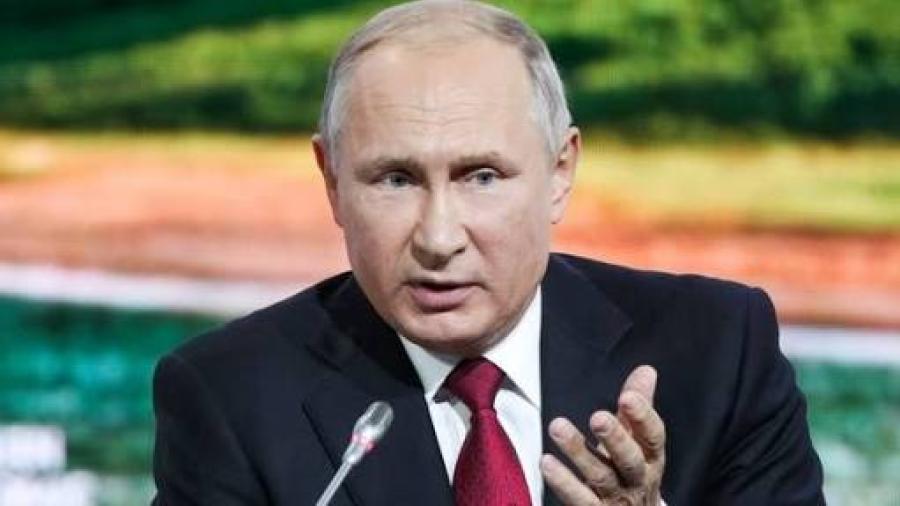 Rusia fortalece ejército para defender soberanía: Putin