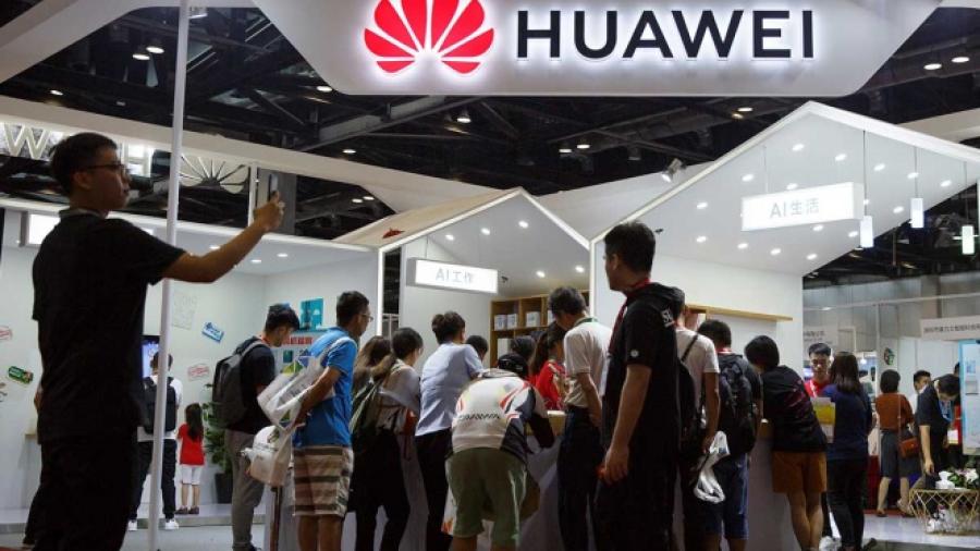 EU extiende 90 días exenciones a Huawei antes de prohibición definitiva