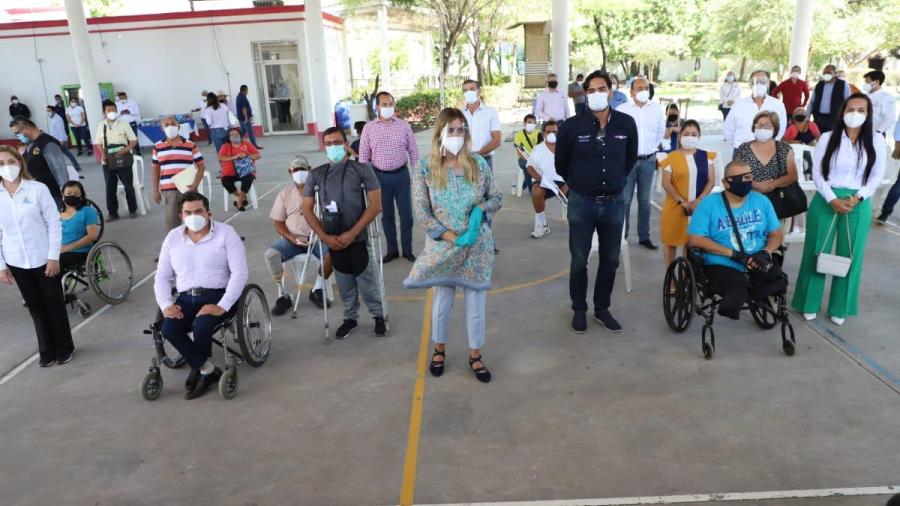 Entregó Alcaldesa apoyos con tarjetas “Avanzando Contigo”