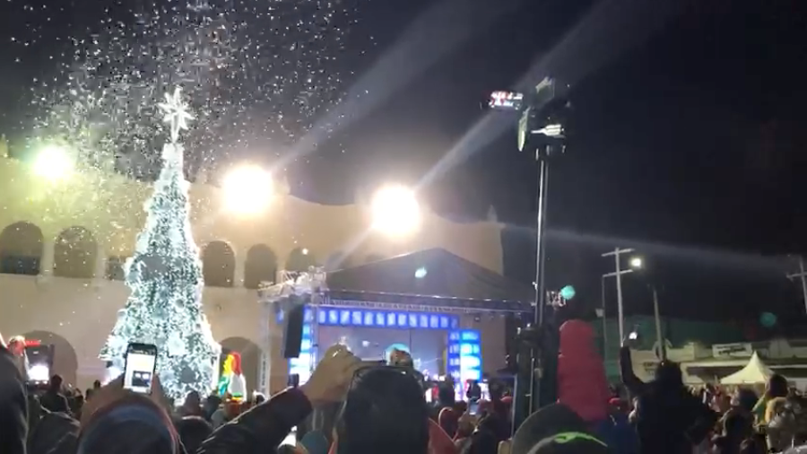 Encienden la Navidad en Nuevo Laredo