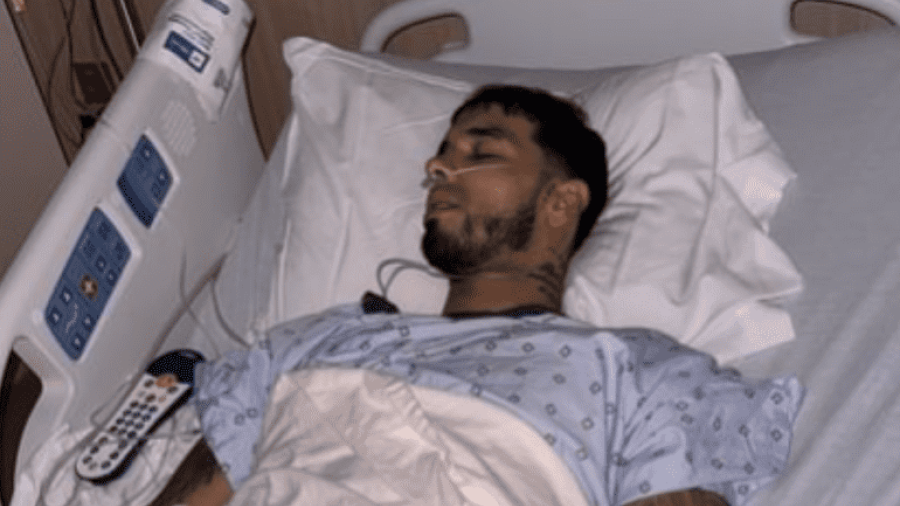 Anuel AA es operado de emergencia 