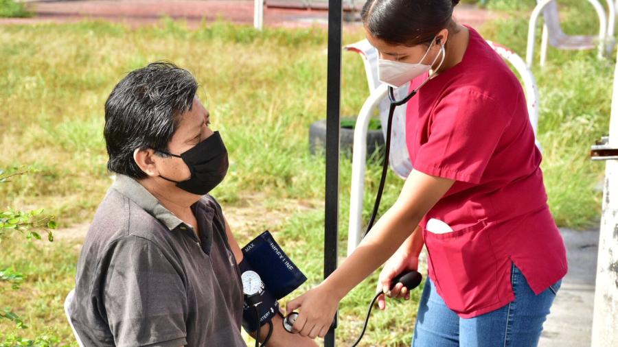 "DIF Reynosa en Tu Casa" acercó sus programas a las familias de las Colonias Los Muros y Valle del Bravo 