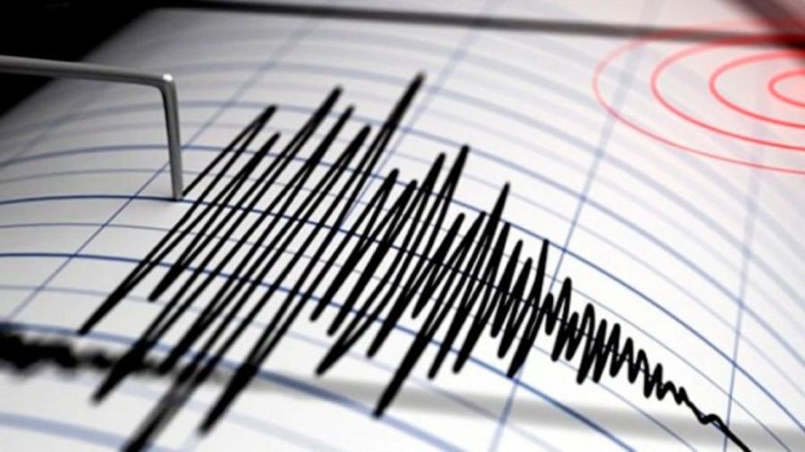 Fuerte sismo de magnitud 7,8 sacude Alaska y provoca alerta de tsunami
