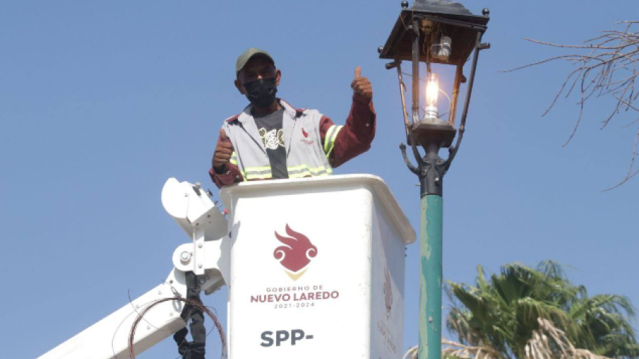 Gobierno Municipal cambia imagente de Nuevo Laredo con mega cuadrilla Servios P&uacute;blicos