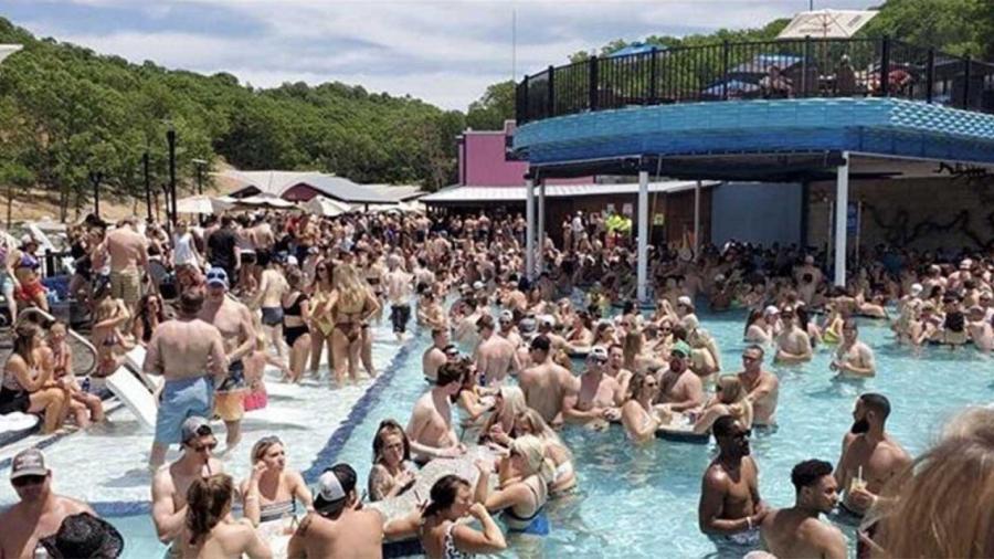 Pool Party causa indignación en redes sociales