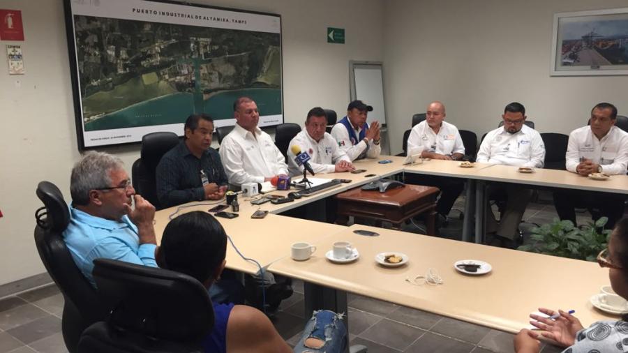 Realizan trabajos de remediaci&oacute;n para evitar que el litoral de las marismas se sigan desgastando