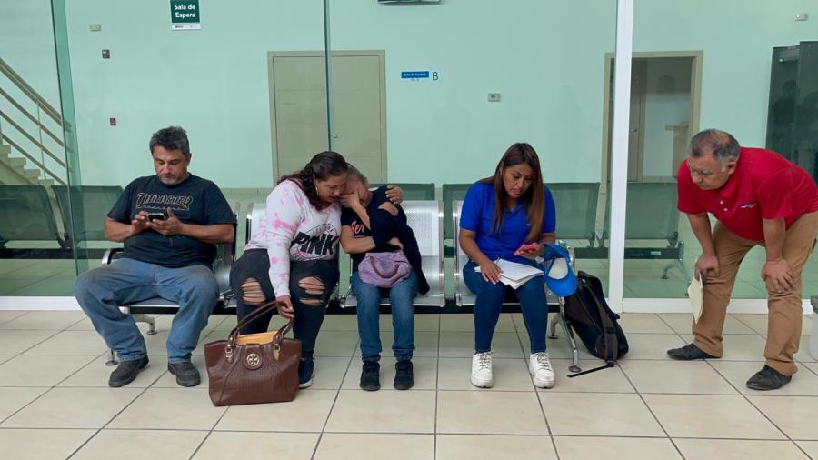 Familiares reclaman cuerpos de fosas clandestinas de colonia Las Fuentes
