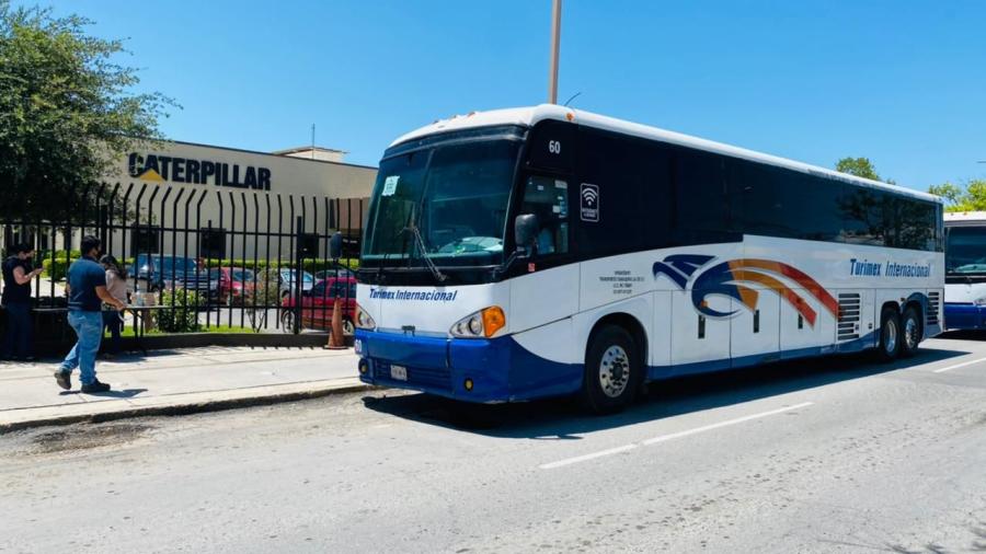 Empleados de maquiladoras de Nuevo Laredo reciben vacunas COVID en EU