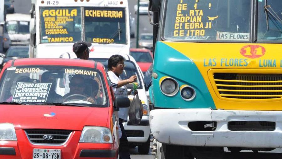 Alcaldesa de Tampico y Gobernador buscarán regular el transporte público en la zona