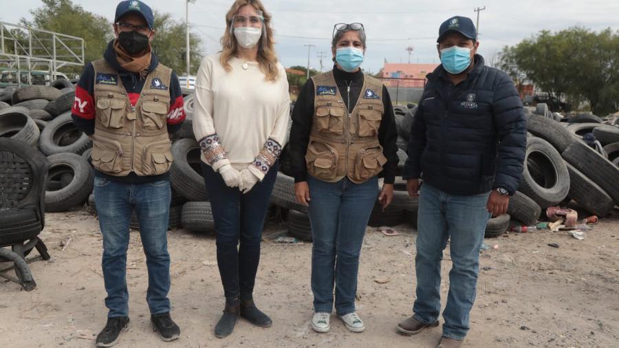 Retira Municipio llantas abandonadas en colonias