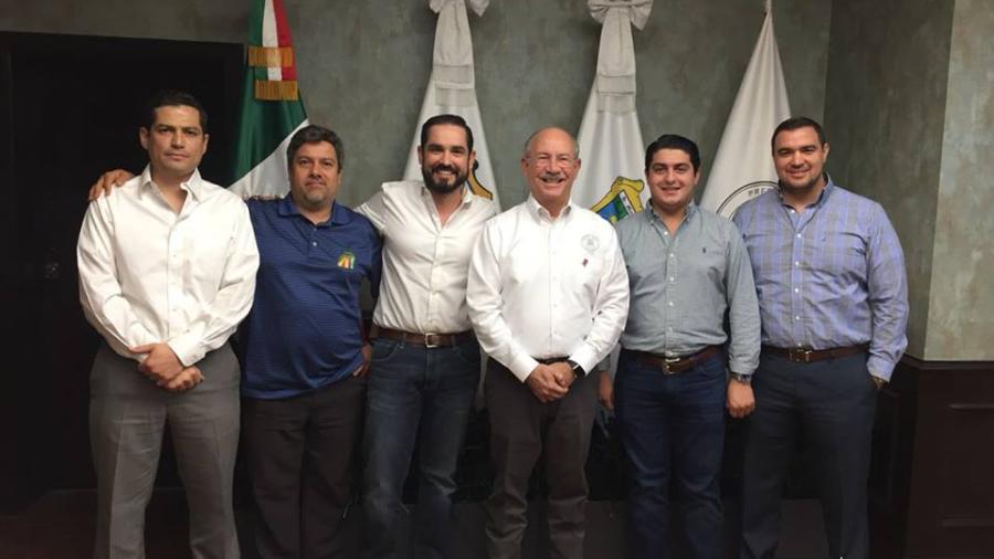 Alcalde felicita a Organización “Sí Podemos”