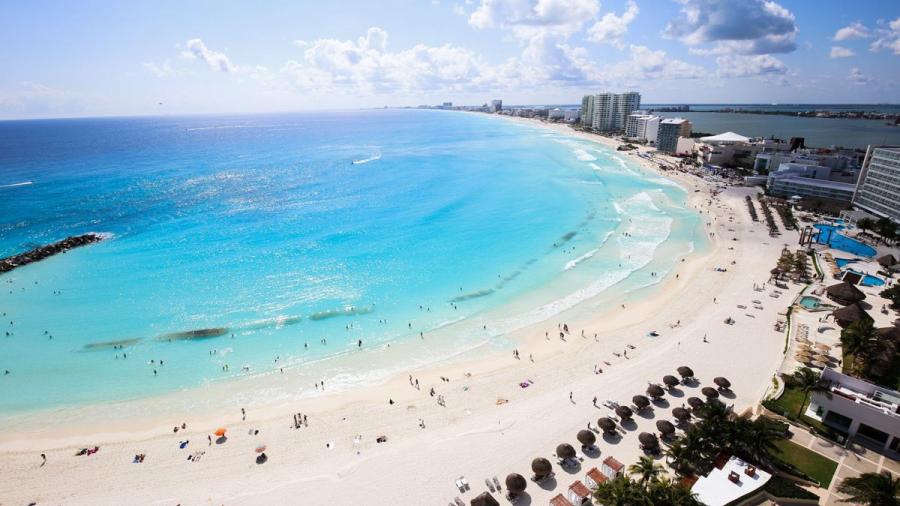 Nueva ley castigará a hoteles que no cedan el paso a las playas