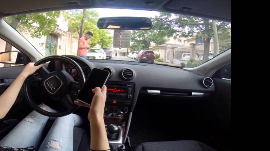 Conductores que textean podrían ir a la cárcel