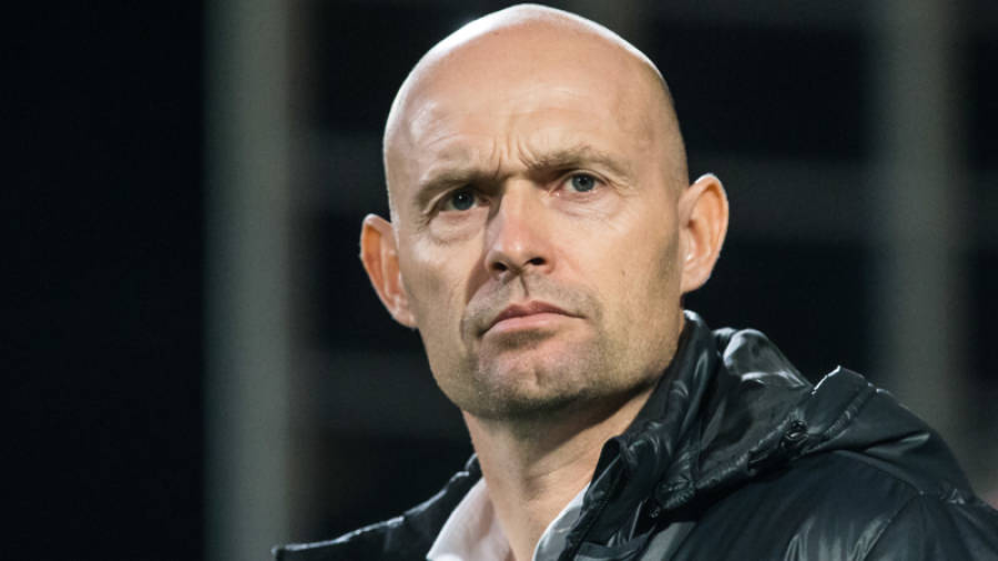 Ajax de Ámsterdam despide al técnico Marcel Keizer