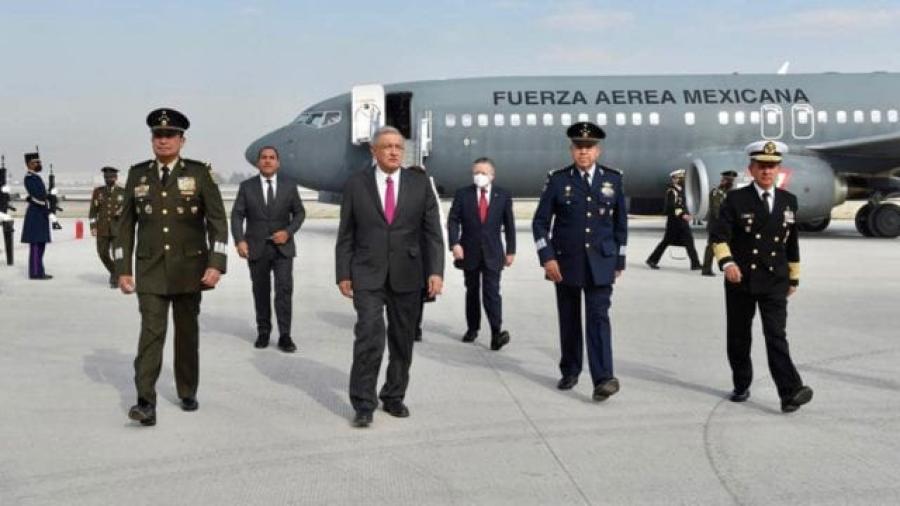 Inaugura AMLO las Instalaciones de la Base Aérea Militar No. 1 en Santa Lucia