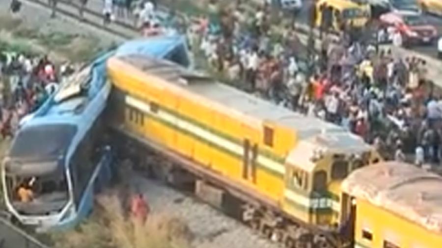 Autobús choca contra tren en Nigeria; reportan 6 muertos y 84 heridos