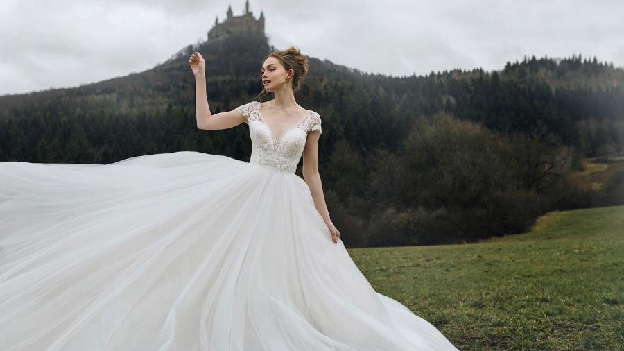 Llegan a México vestidos de novia inspirados en princesas de Disney