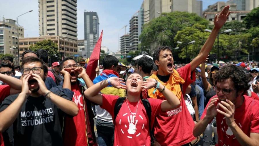 Siguen marchas en Venezuela