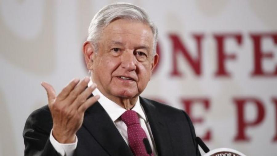 AMLO acusa a Banxico de no entregar remanentes