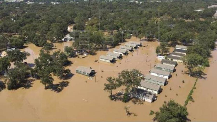 Fallecen tres mexicanos en labores de rescate por Harvey 