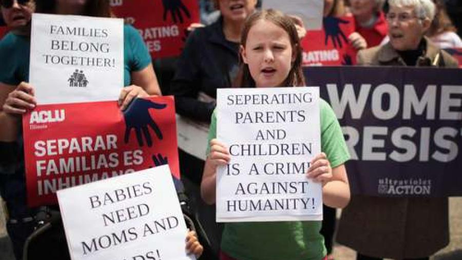 ONU exige a EU dejar de separar familias