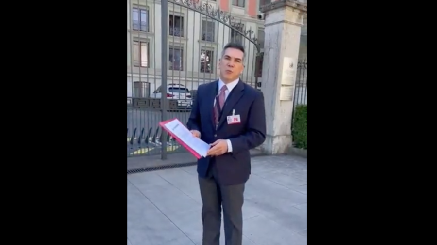 Alejandro Moreno denuncia al Gobierno de México en Suiza