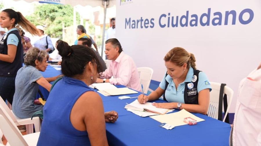 Realizan jornada de servicios en colonia Revolución Verde