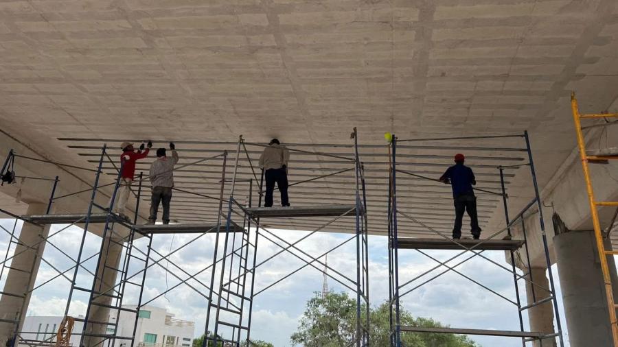Avanza rehabilitación de Puente Elevado de la calle Emilio Portes Gil 