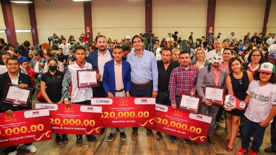 Entregó Carlos Peña Ortiz Premio Municipal del Deporte 2022 