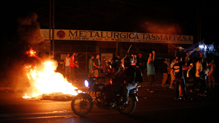 Condenan uso excesivo de la fuerza de la policía en Nicaragua