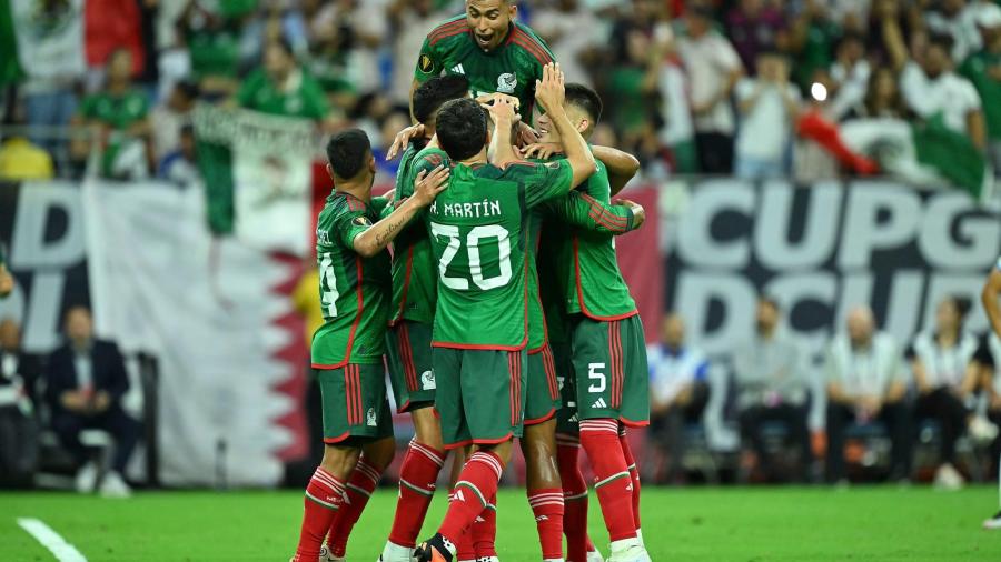 México goleó a Honduras en su debut en Copa Oro