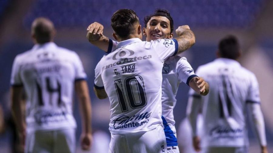 Puebla da el primer paso venciendo a León