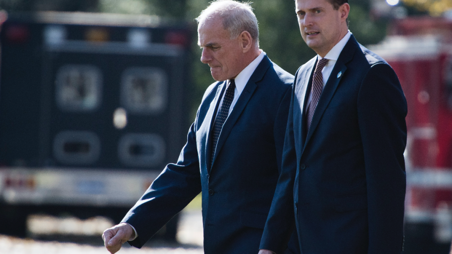 Kelly amenaza con renuncia tras escándalos en Casa Blanca