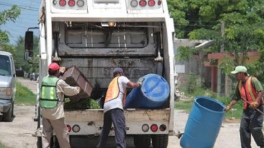 Afecta altas temperaturas a recolectores municipales 